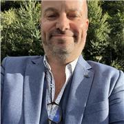 Professeur de français certifié et expérimenté. Habitué à l’enseignement collectif  et individuel